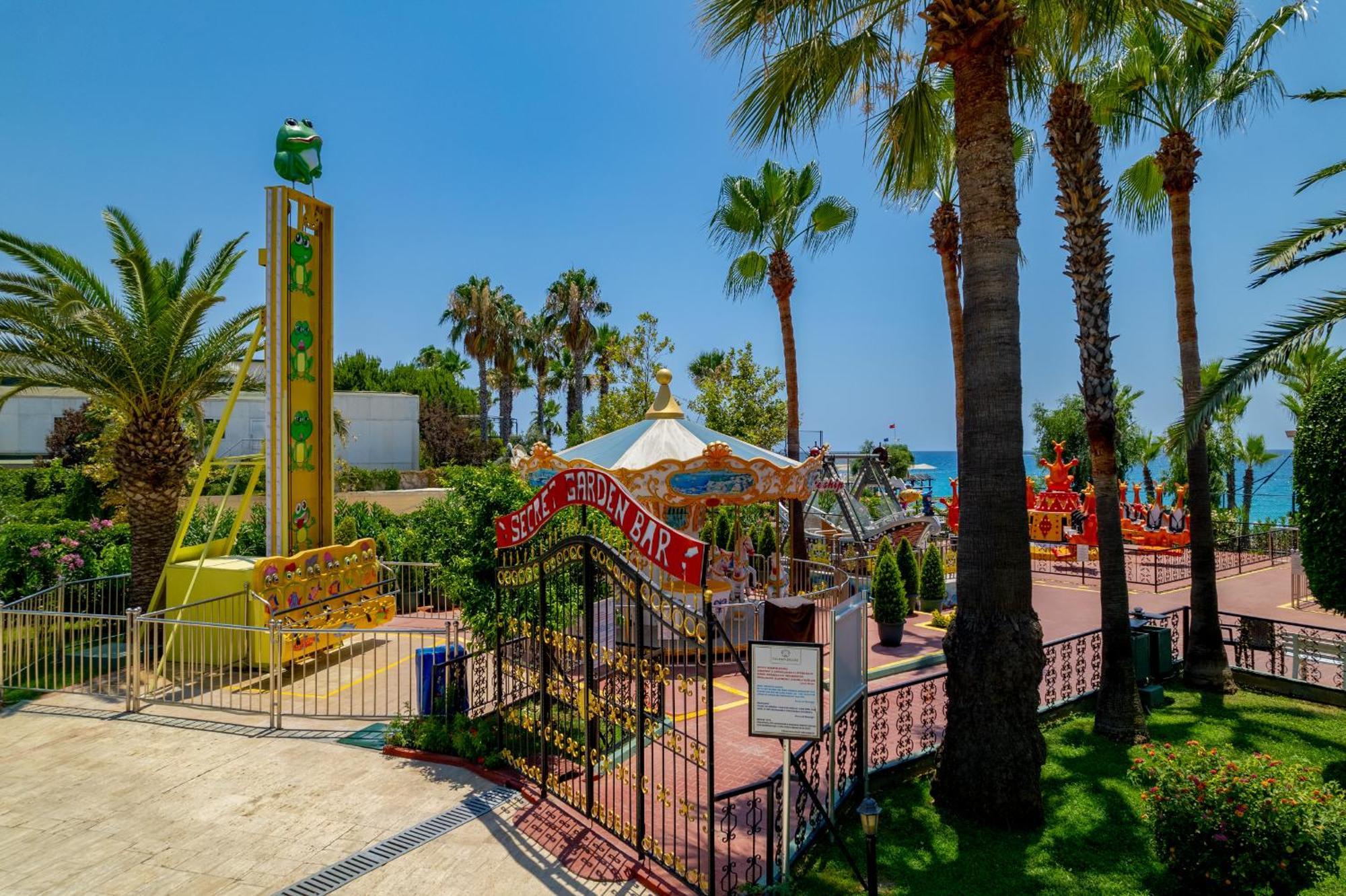 Delphin Deluxe Resort Okurcalar Extérieur photo